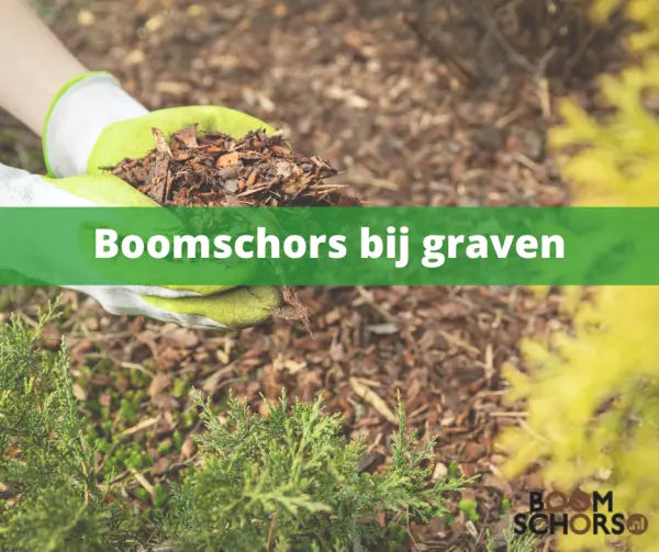 Boomschors bij graven - een natuurlijke grafbedekking